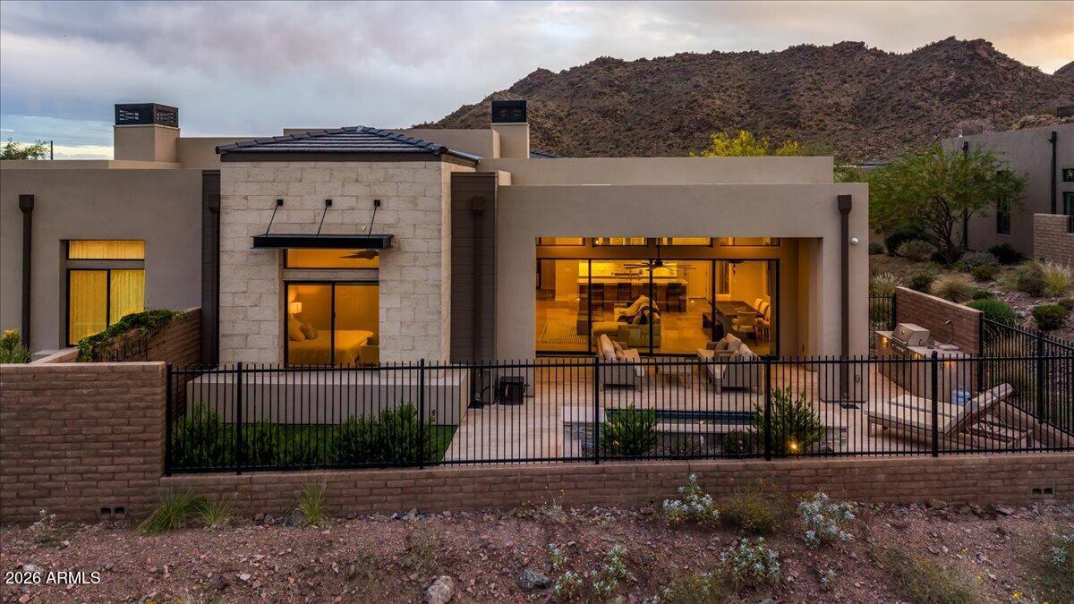 ADERO CANYON - Residential