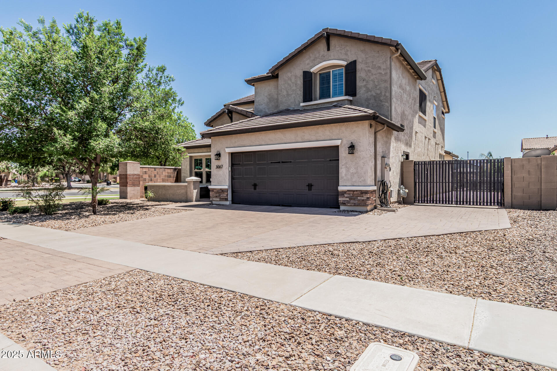 3067 E TRIGGER Way