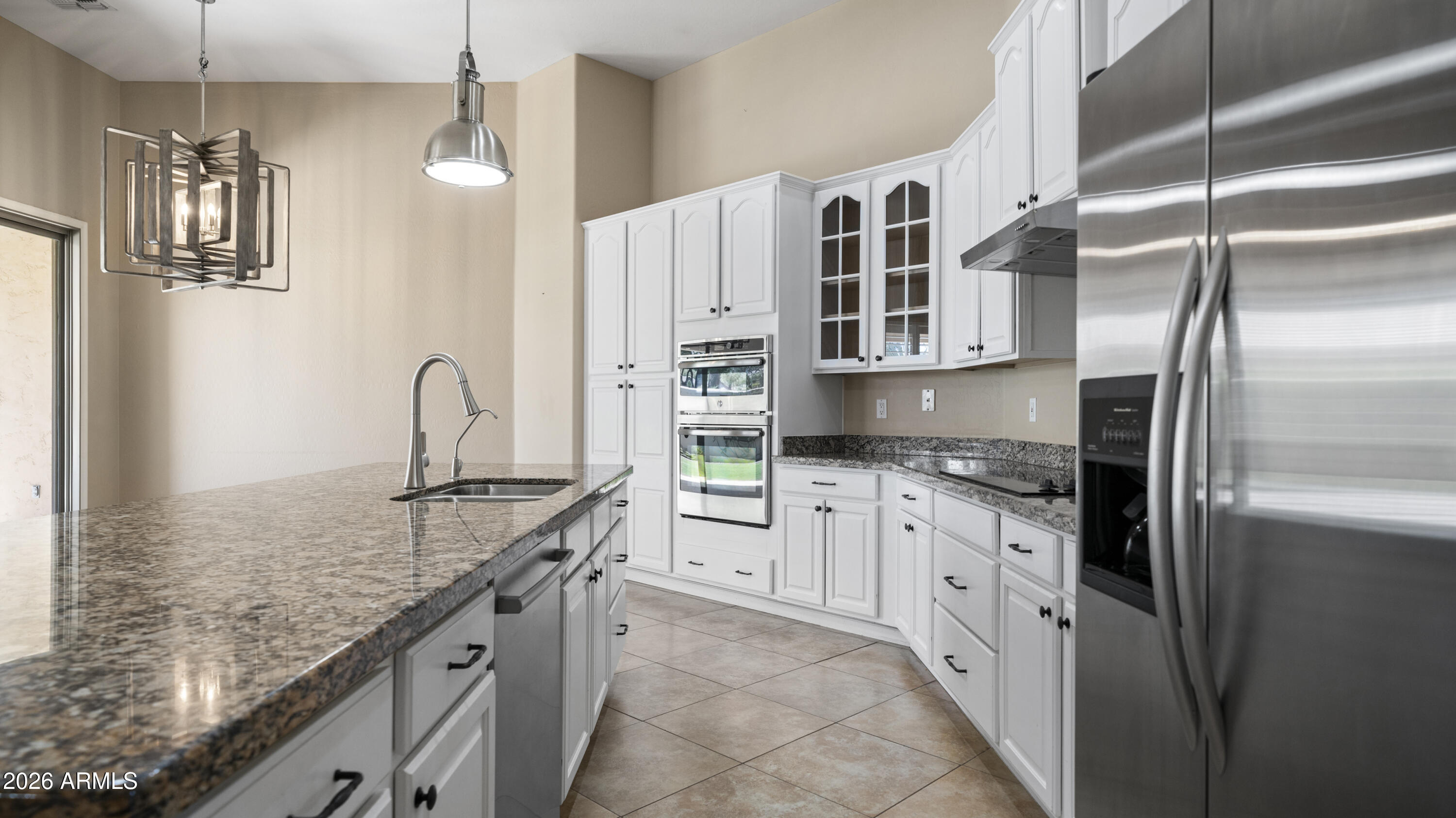 313 W VERDE Lane
