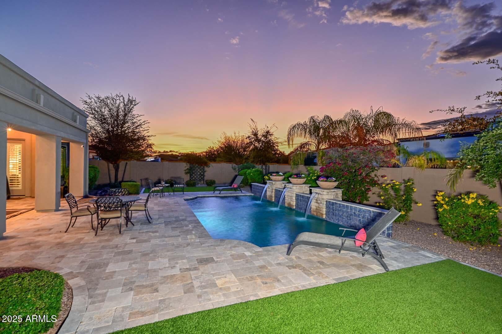 5426 E LAS PIEDRAS Way