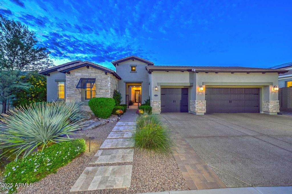Photo of 5426 E Las Piedras Way, Cave Creek, AZ 85331 (MLS # 6937982)