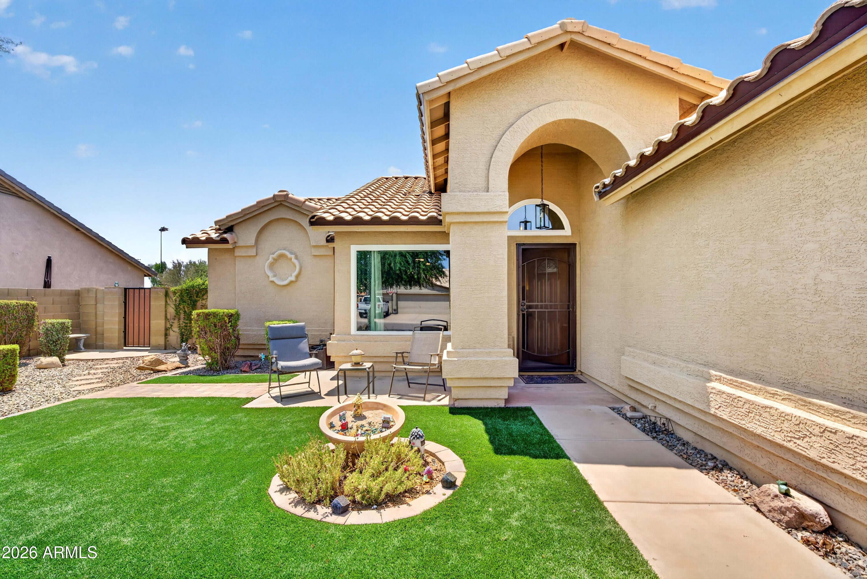 2155 E SHERRI Drive