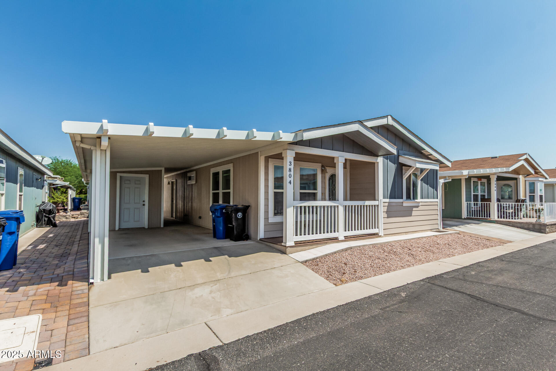 650 N HAWES Road 3804