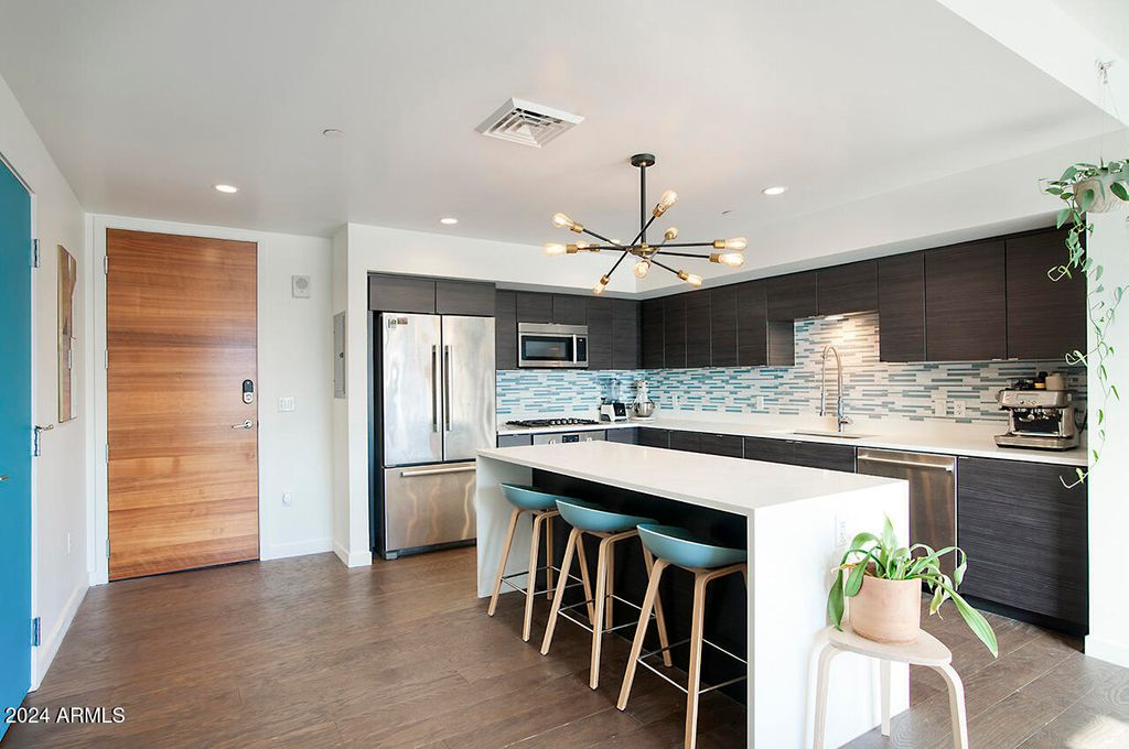 Photo of 200 W Portland Street #715, Phoenix, AZ 85003 (MLS # 6919801)