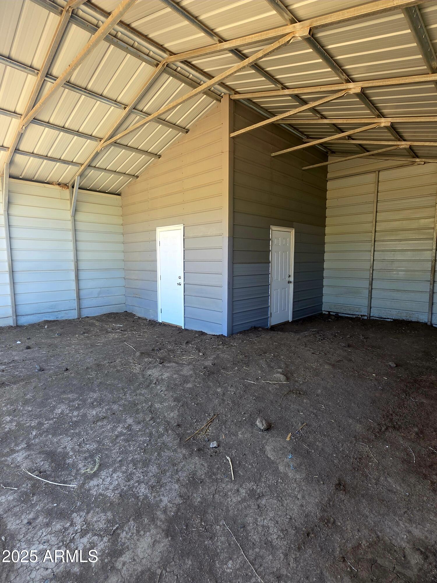 2244 PARKINSON Road -