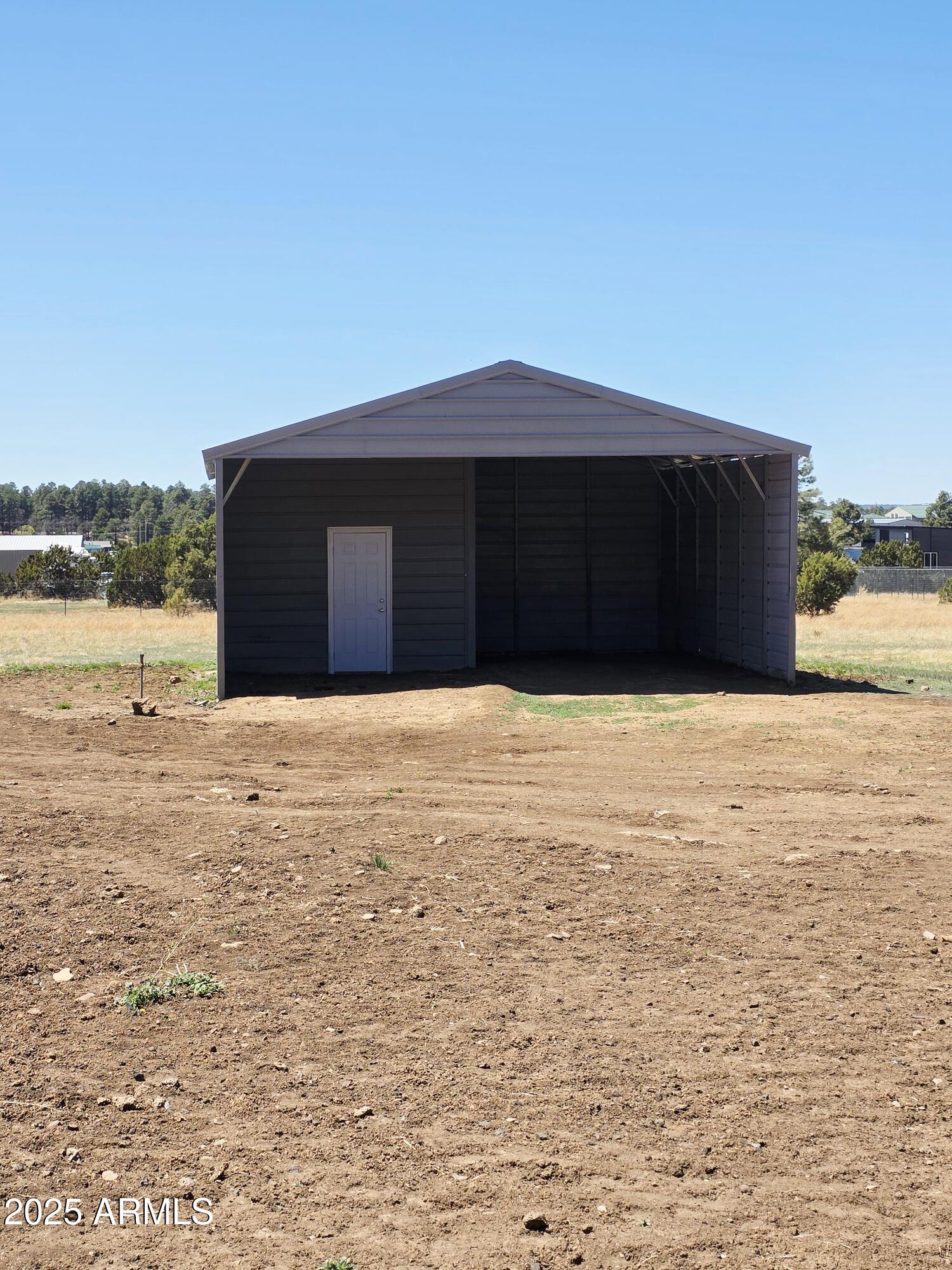 2244 PARKINSON Road -