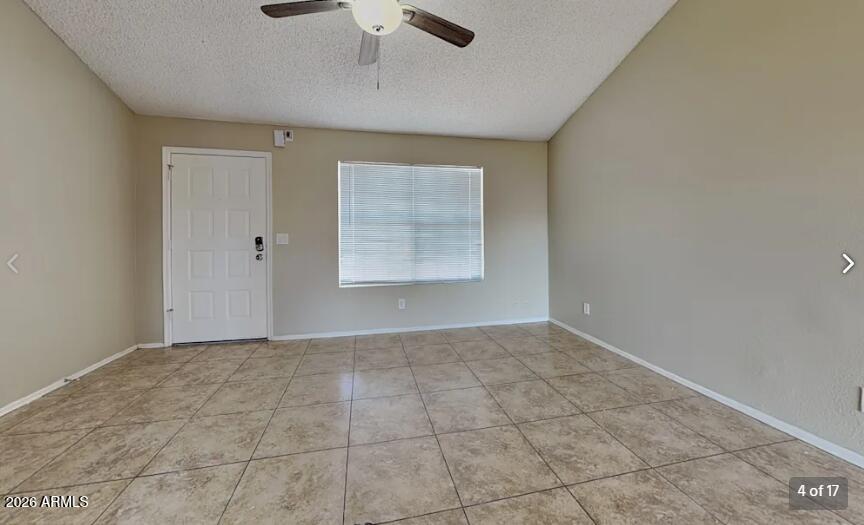 1102 E UTOPIA Road