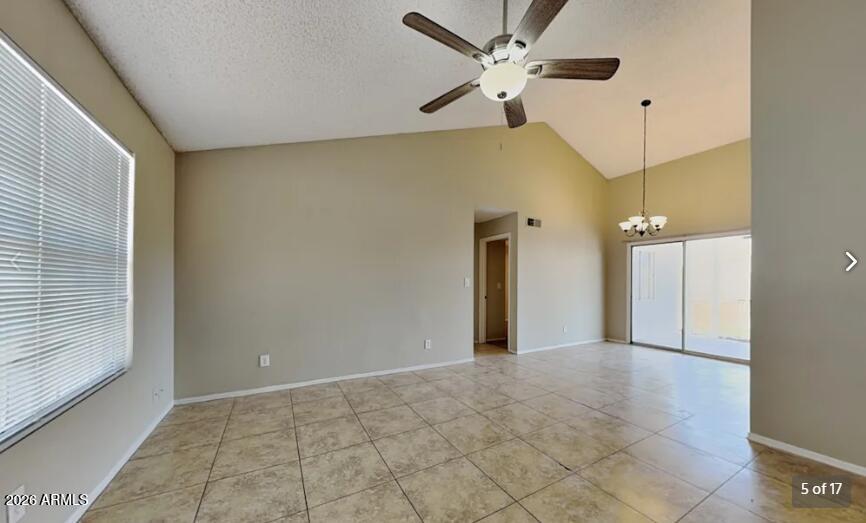 1102 E UTOPIA Road