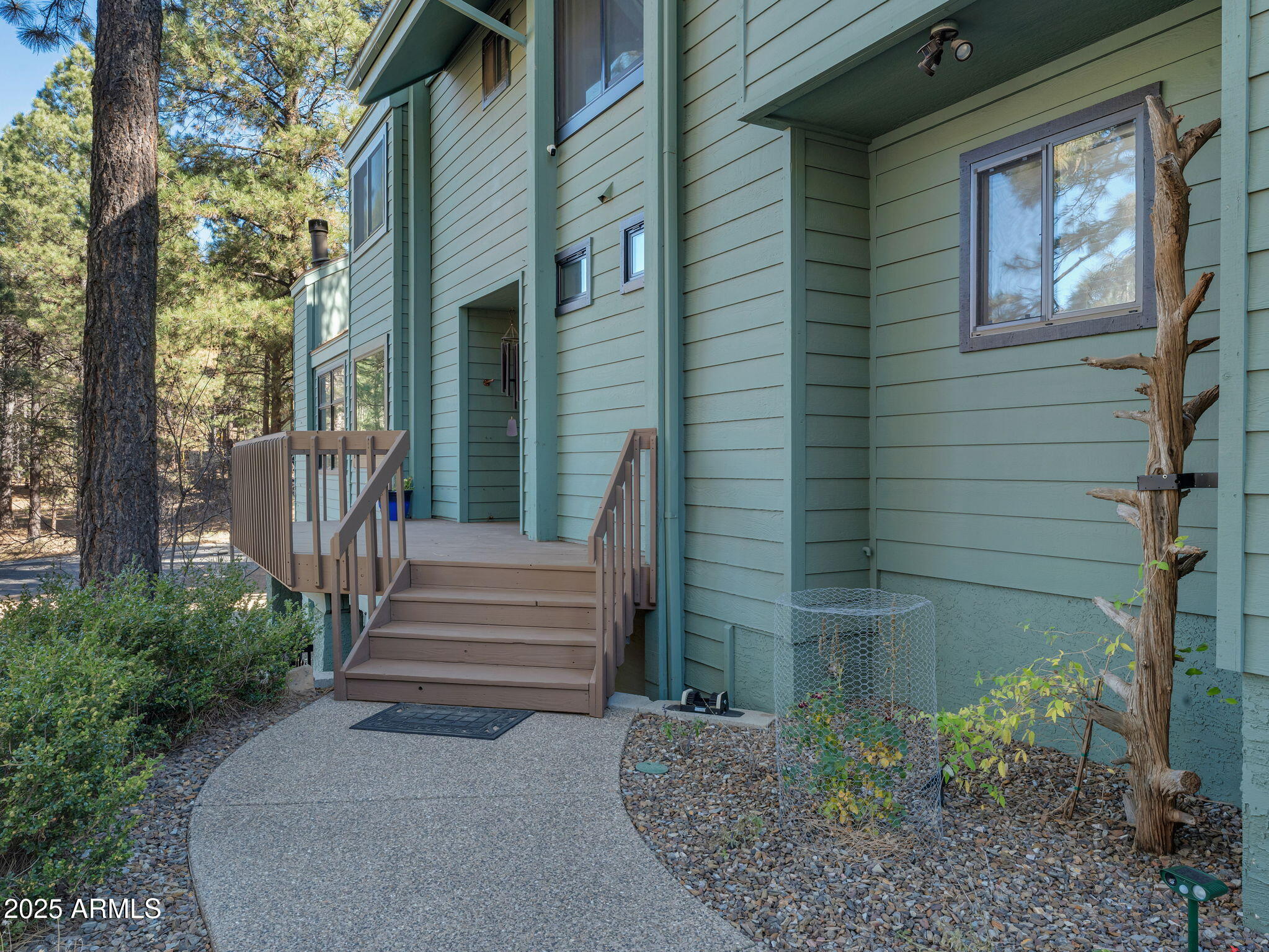 1680 N WOOD HOLLOW Way