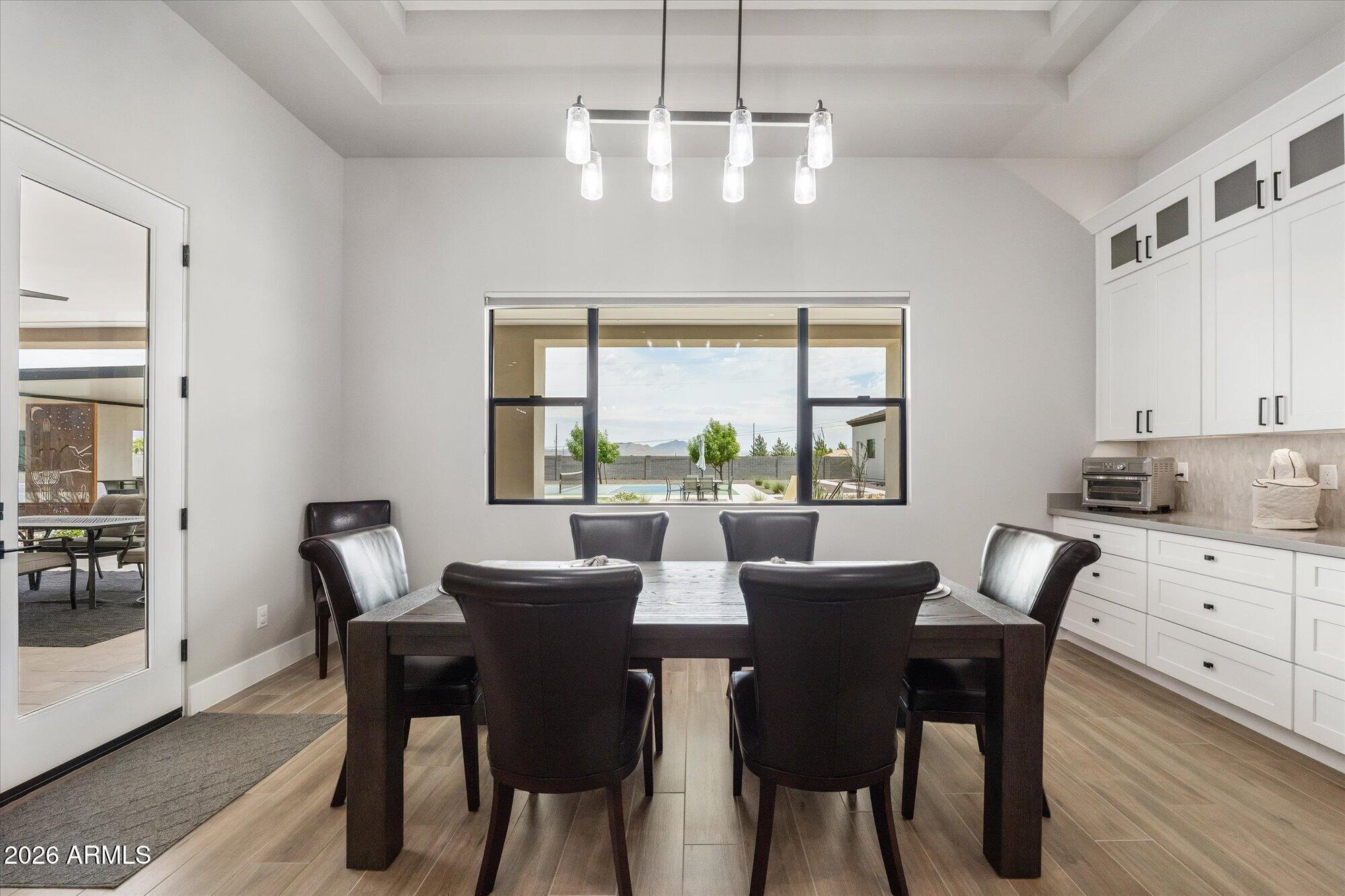 NORTH MOUNTAIN ESTATES - Residential