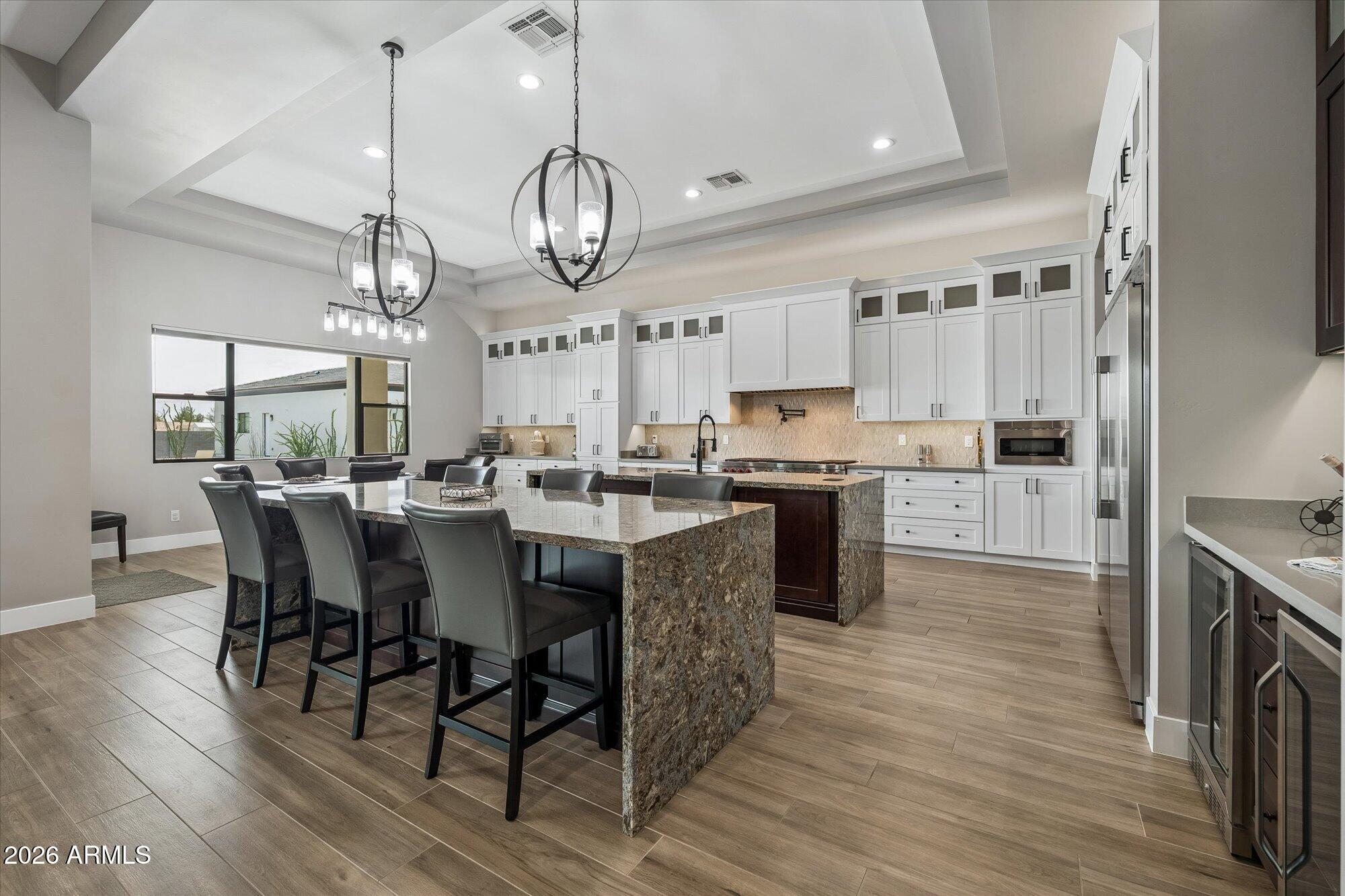 NORTH MOUNTAIN ESTATES - Residential