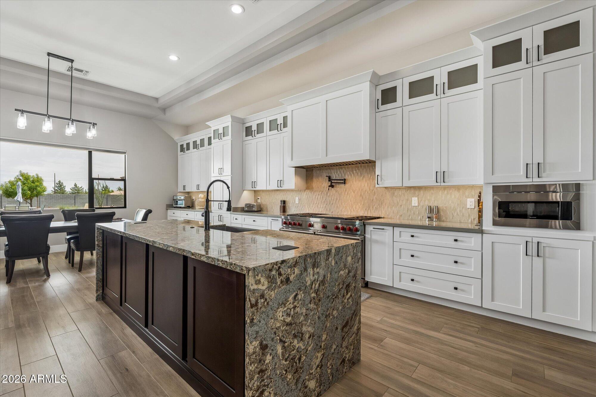 NORTH MOUNTAIN ESTATES - Residential