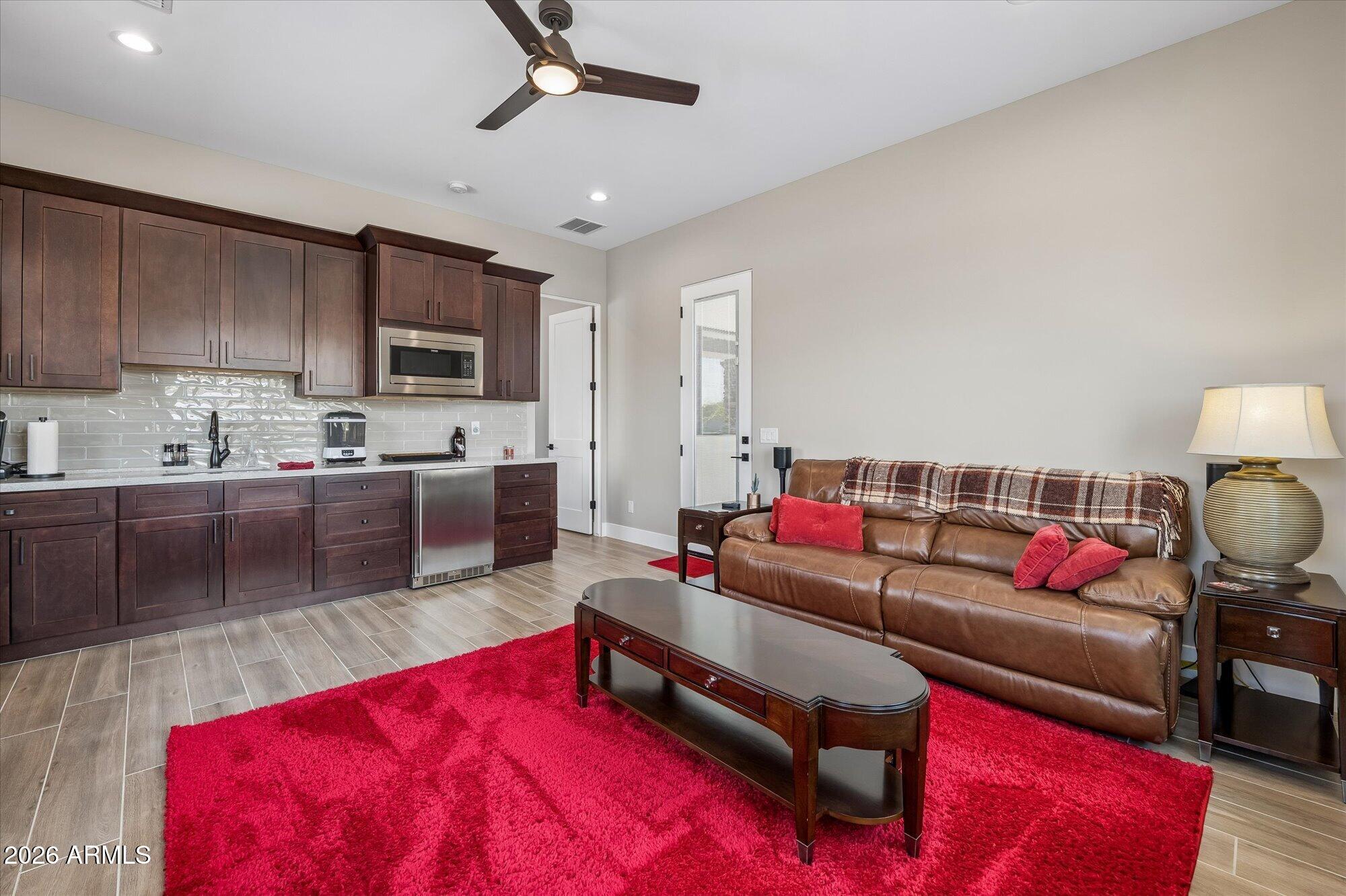 NORTH MOUNTAIN ESTATES - Residential