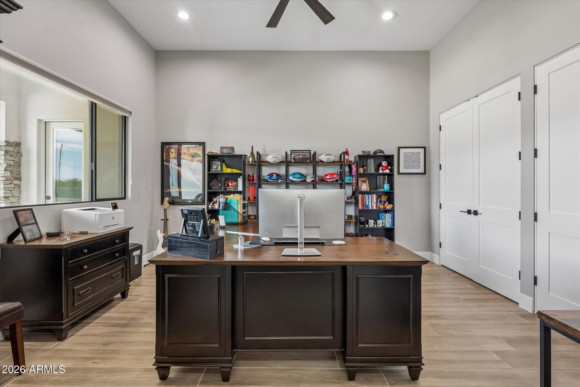 NORTH MOUNTAIN ESTATES - Residential