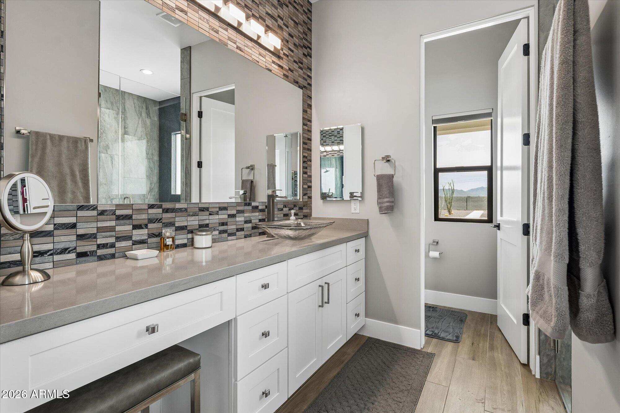 NORTH MOUNTAIN ESTATES - Residential