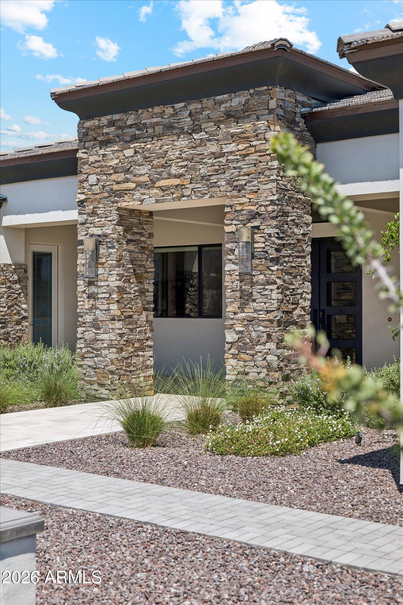 NORTH MOUNTAIN ESTATES - Residential