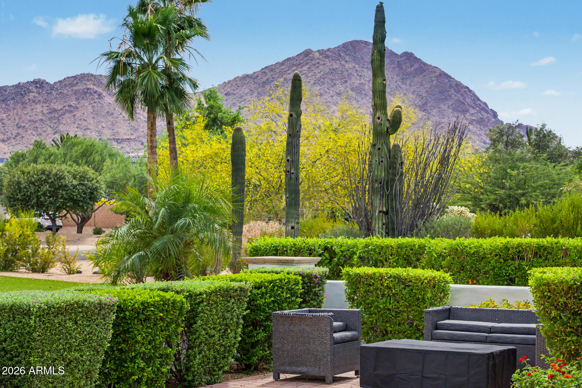 6823 E VALLEY VISTA Lane