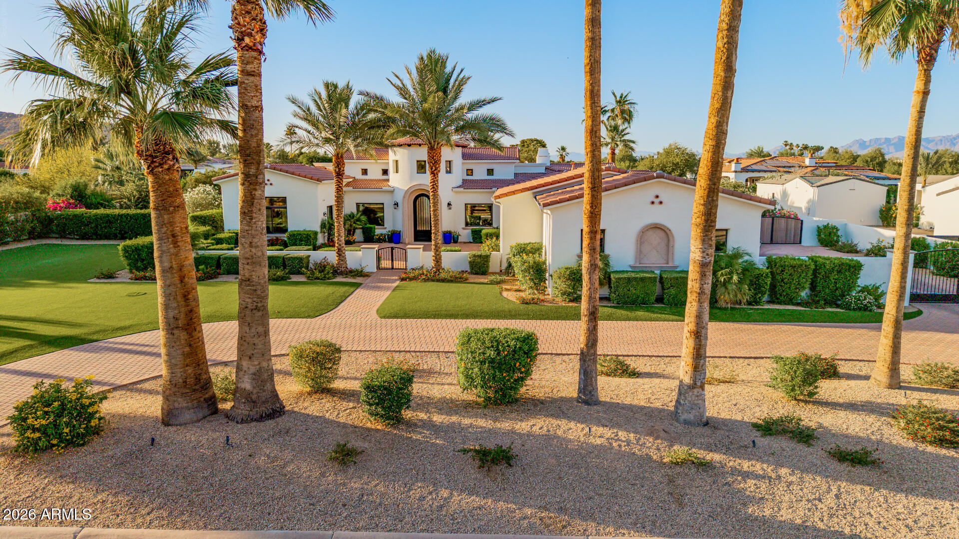 6823 E VALLEY VISTA Lane
