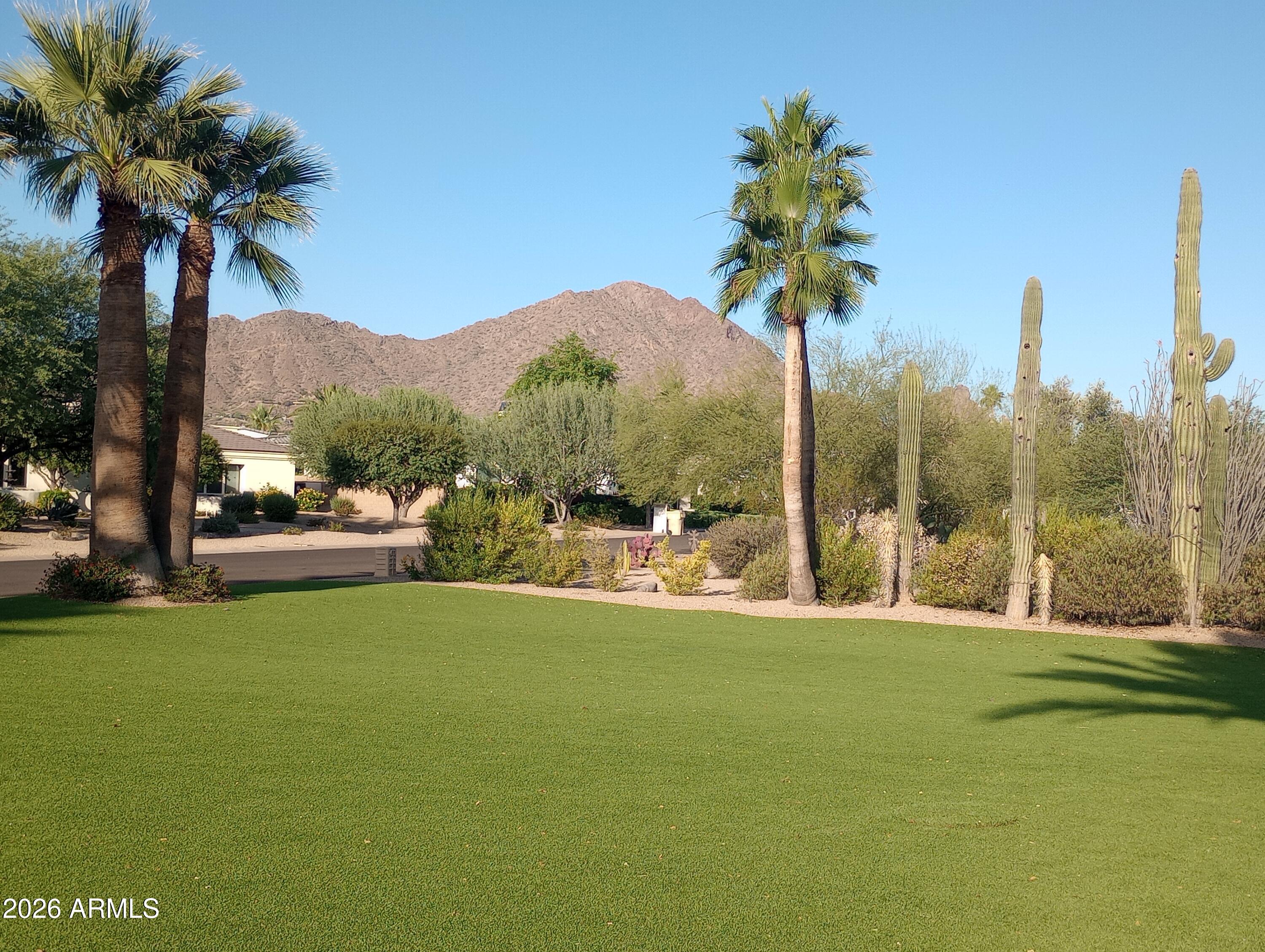 6823 E VALLEY VISTA Lane