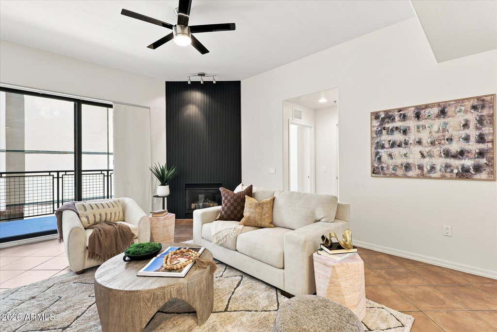 Photo of 2302 N Central Avenue #313, Phoenix, AZ 85004 (MLS # 7058643)