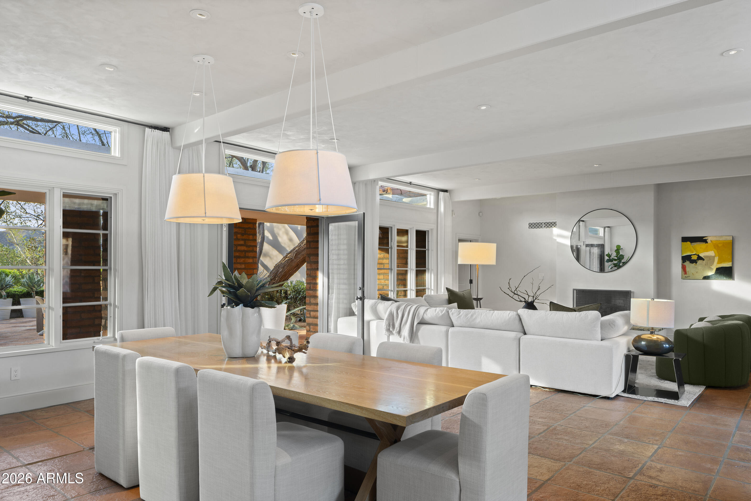 7610 N SHADOW MOUNTAIN Road