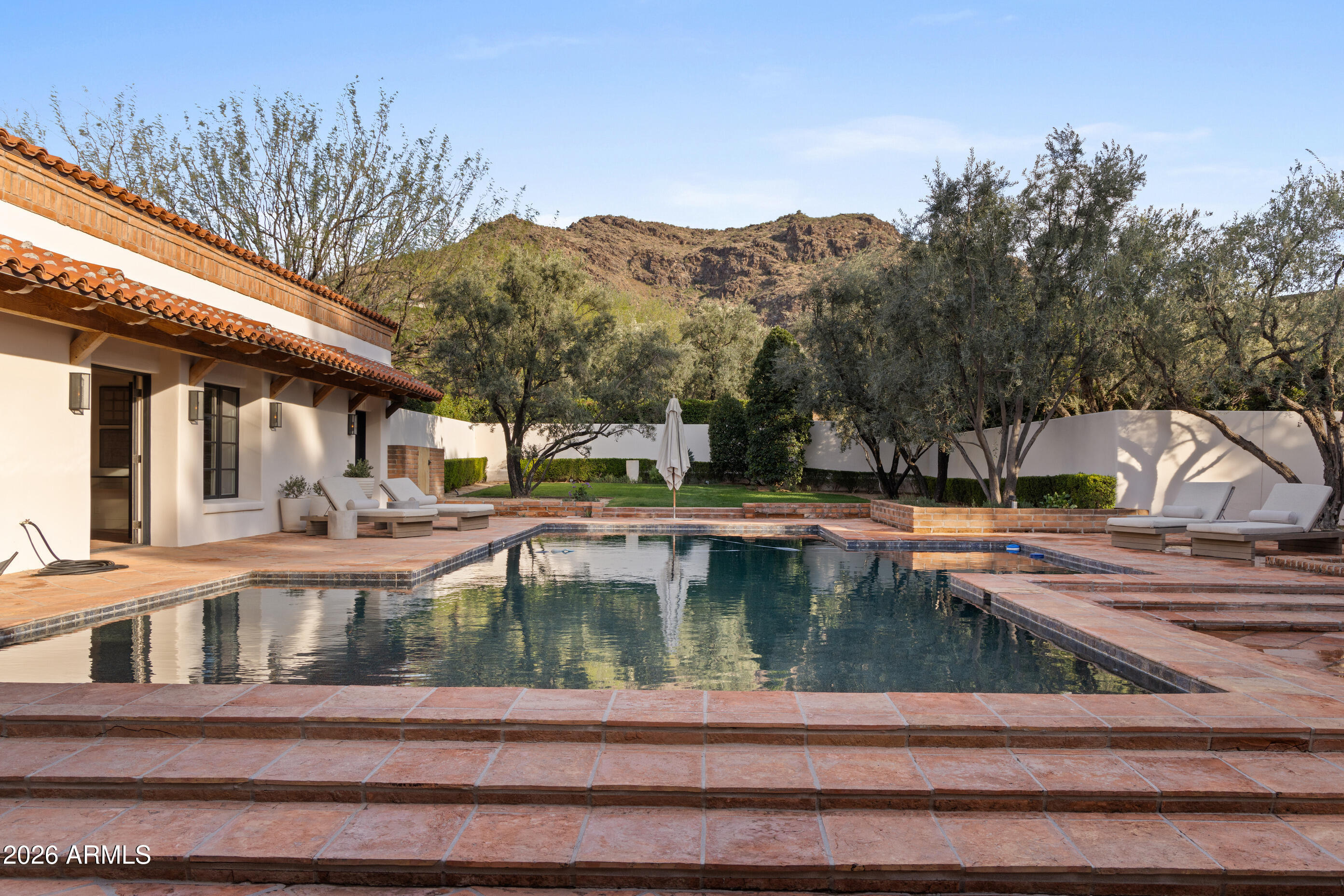 PARADISE HILLS 3 - Residential