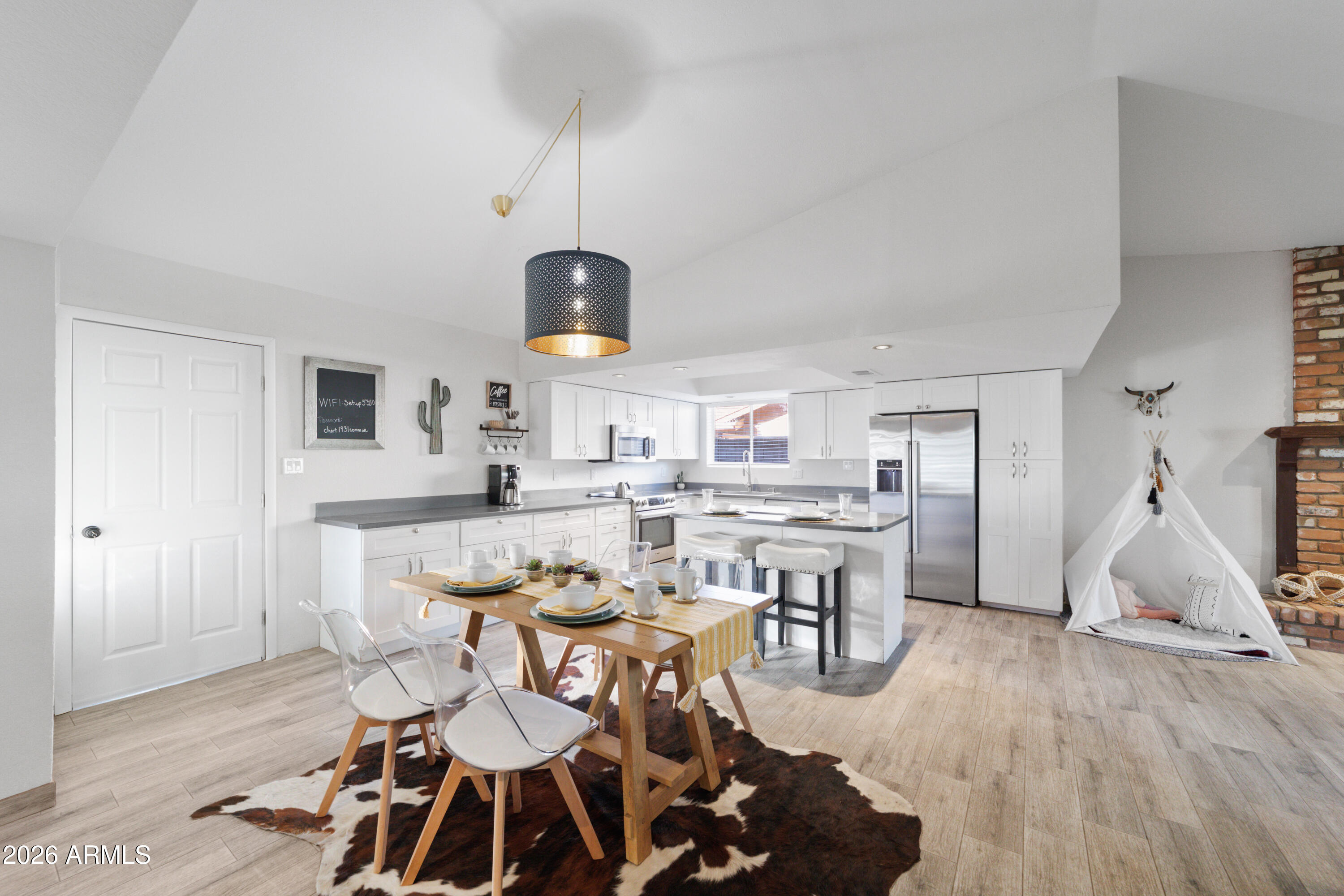 Search Homes 3 222 W WESCOTT Drive