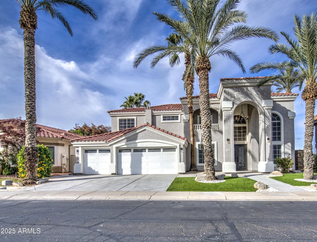 Photo of 1442 W Laurel Avenue, Gilbert, AZ 85233 (MLS # 6961050)