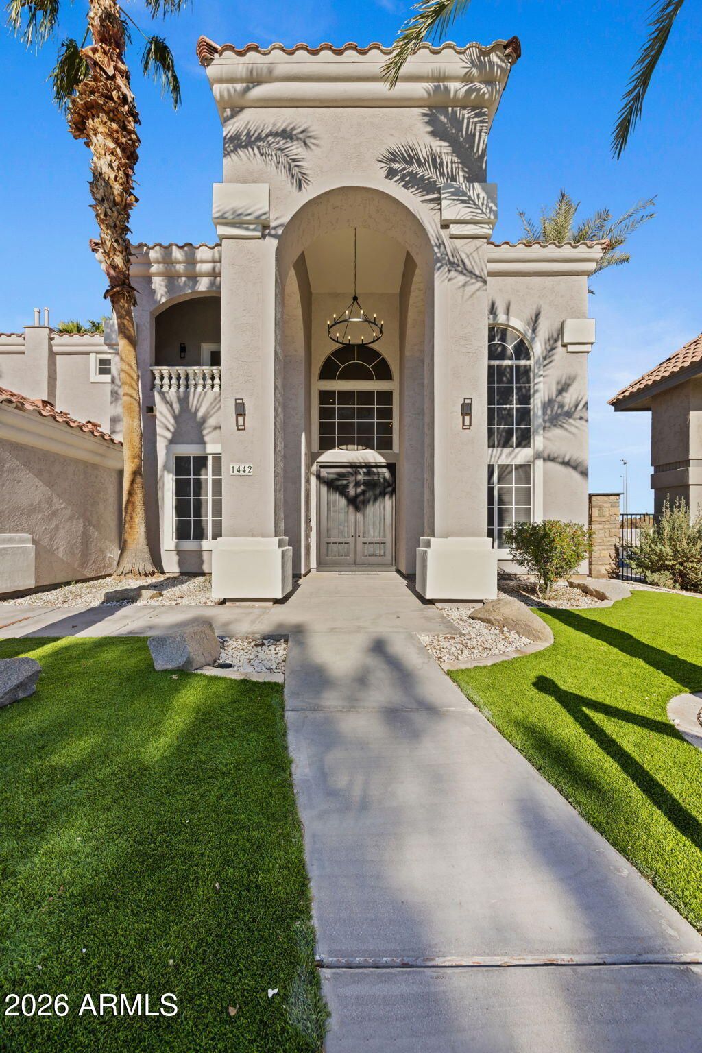 Photo of 1442 W Laurel Avenue, Gilbert, AZ 85233 (MLS # 6961050)