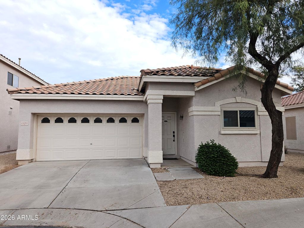 Photo of 1325 S Mosley Court, Chandler, AZ 85286 (MLS # 6963140)