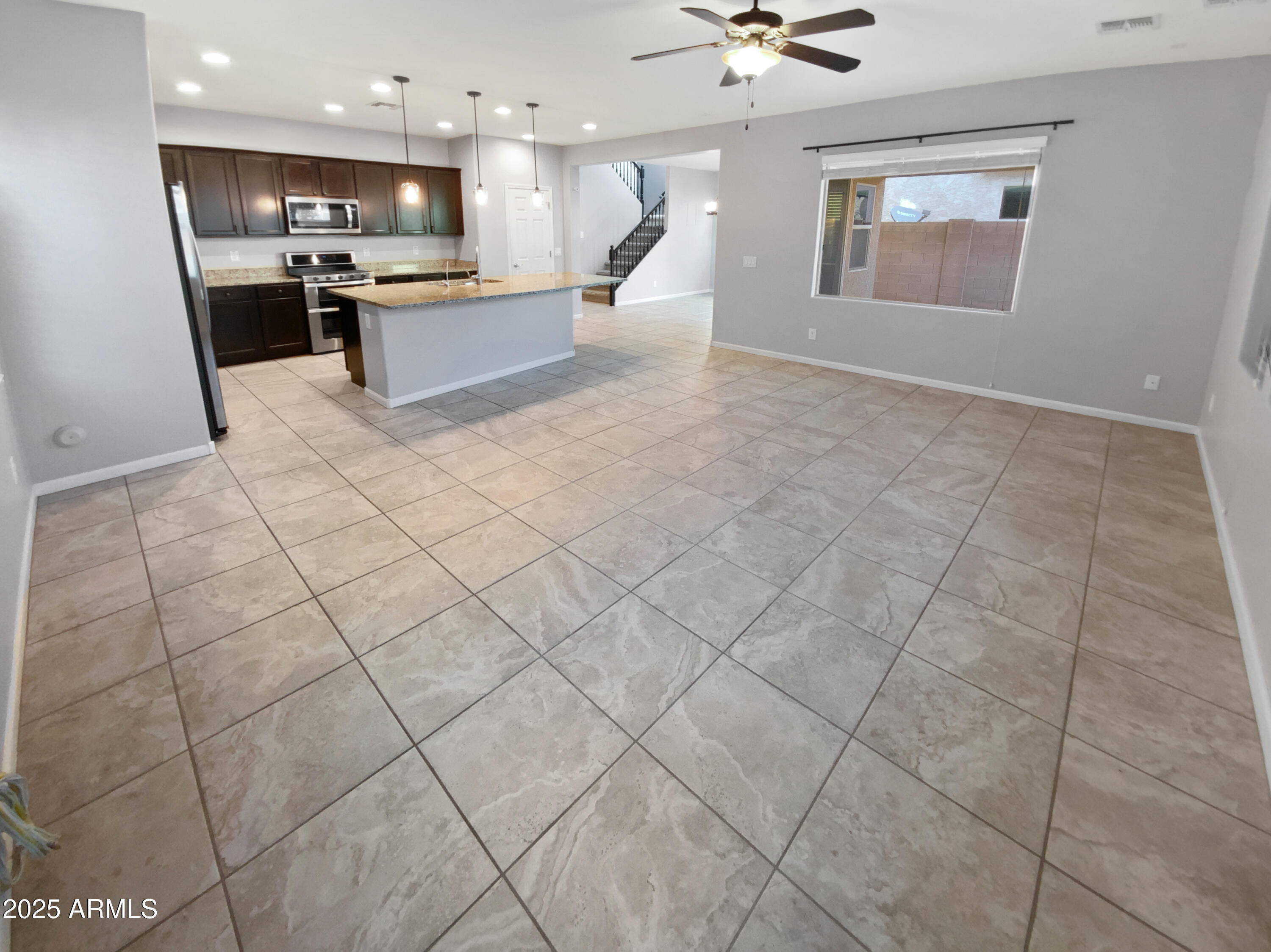 12211 W PRICKLY PEAR Trail