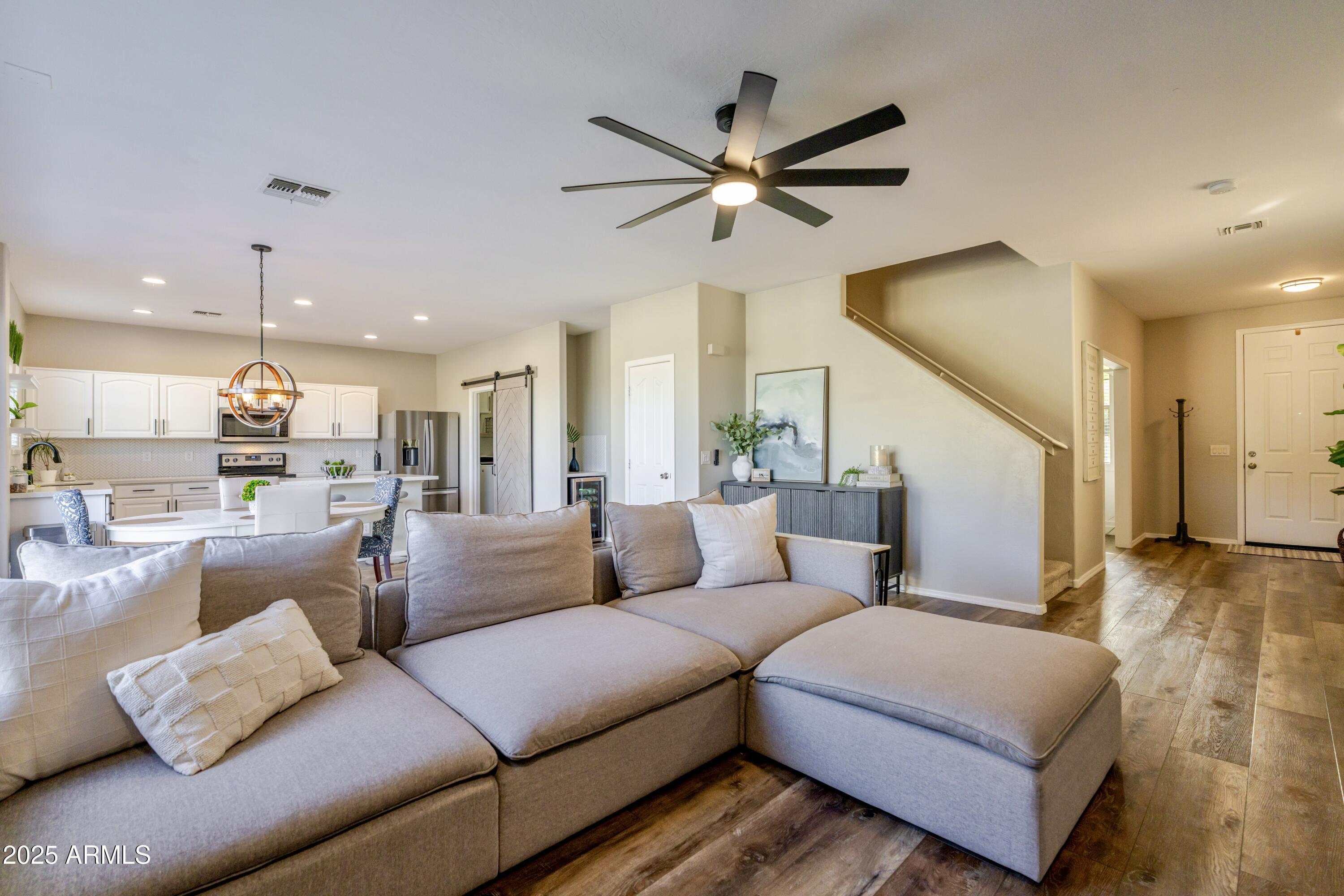 1640 E CIELO GRANDE Avenue