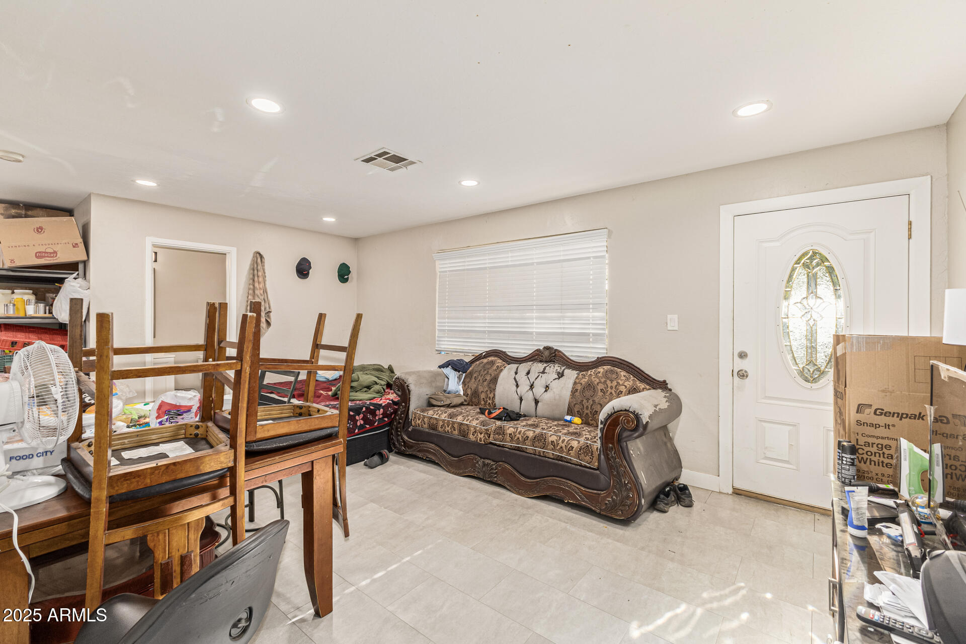 4610 W INDIANOLA Avenue