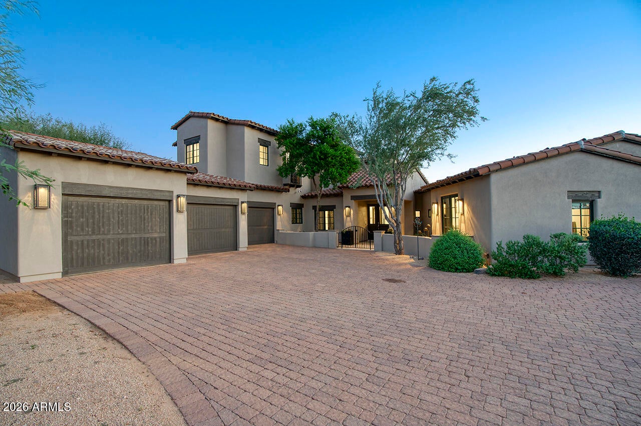 9290 E THOMPSON PEAK Parkway 413