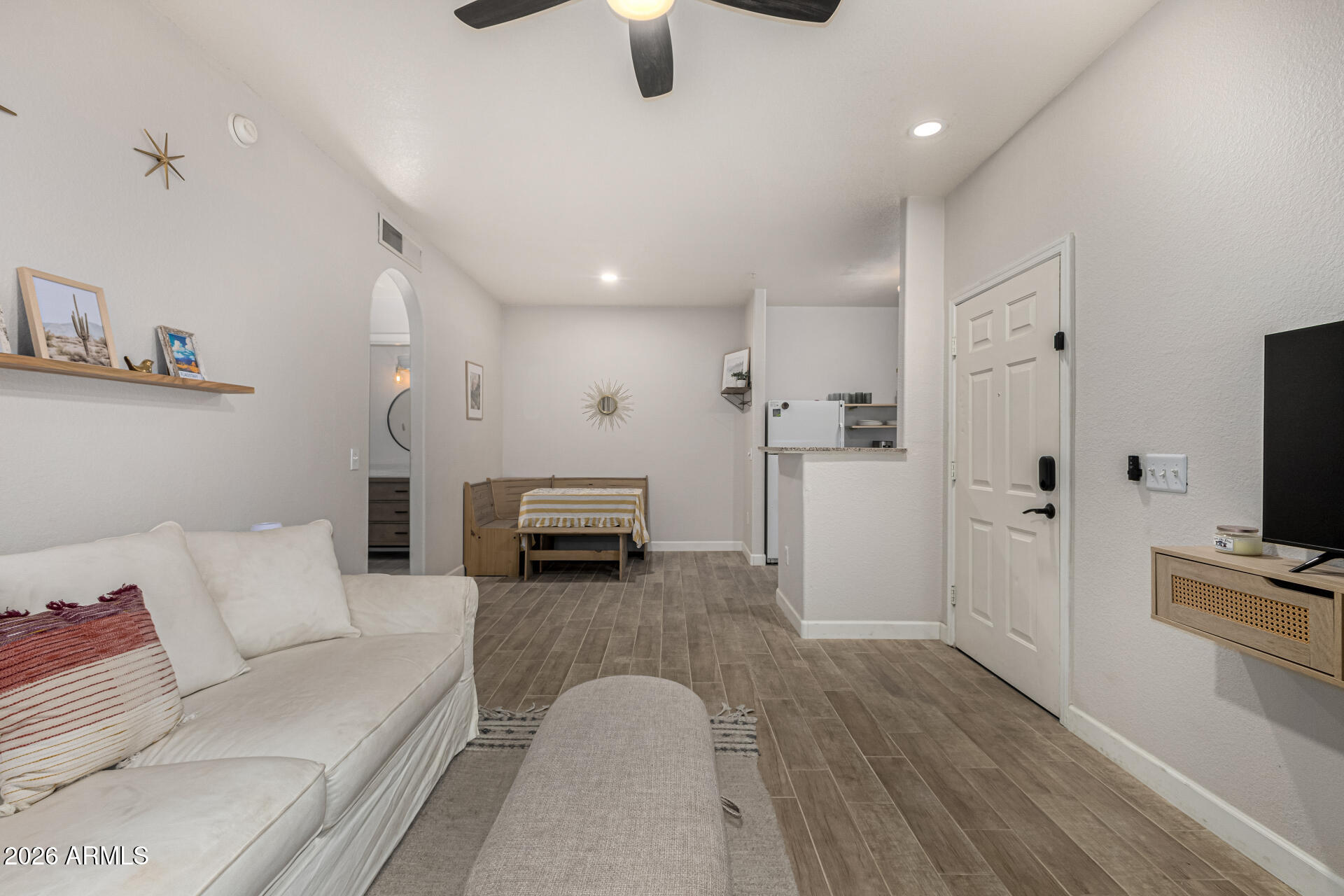 2929 W YORKSHIRE Drive 1085