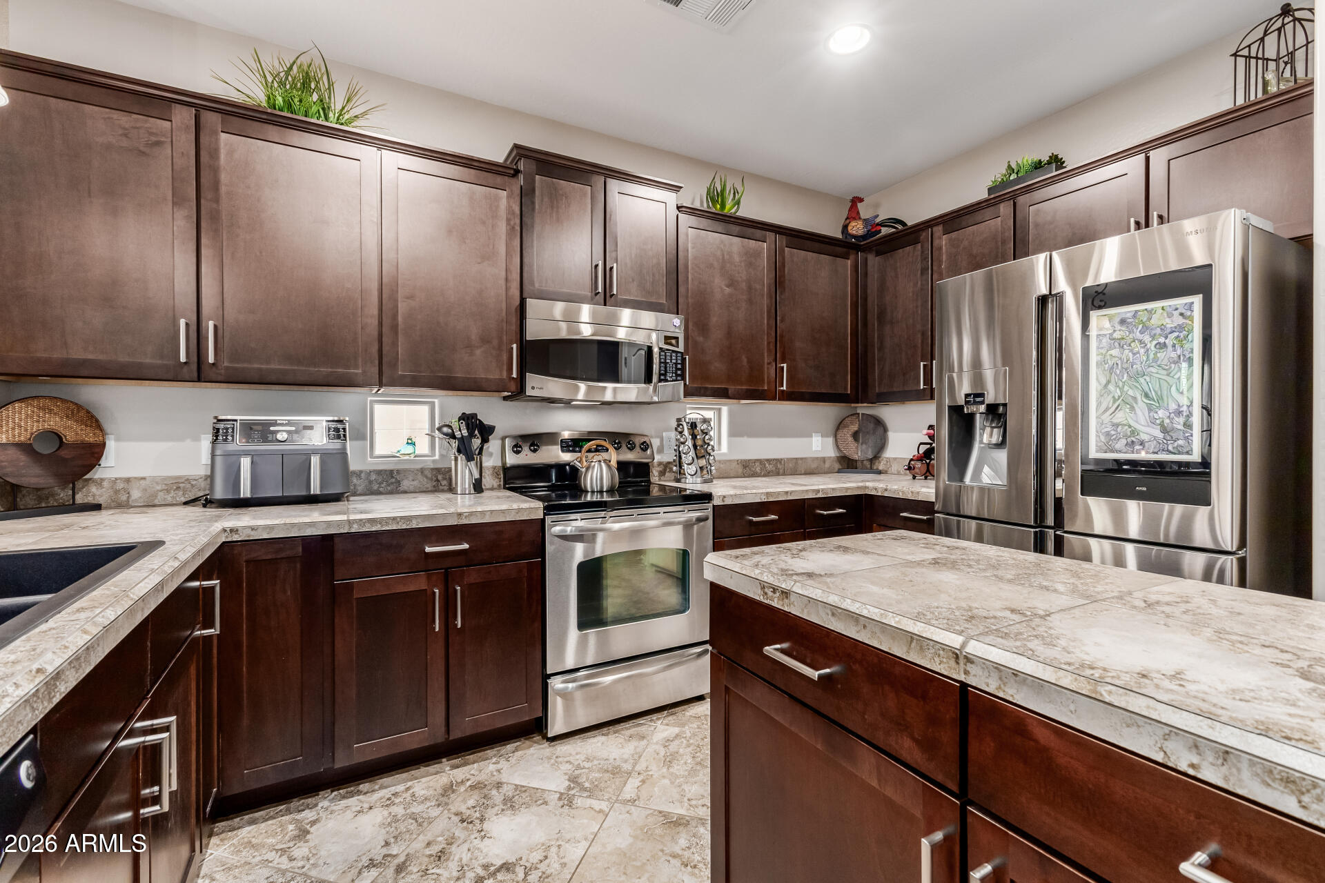 36129 W Prado Street