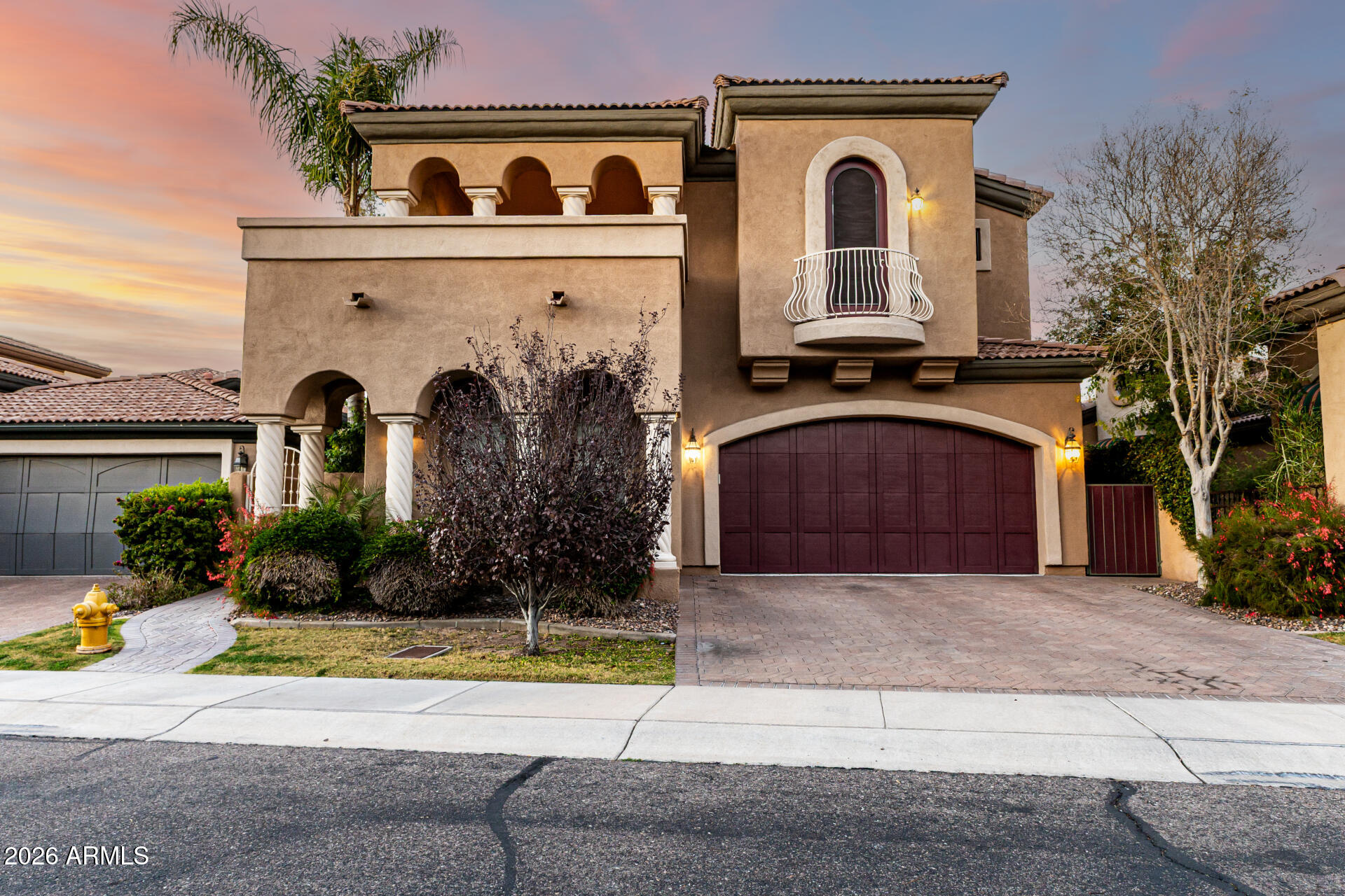 3418 E PYRENEES Pass