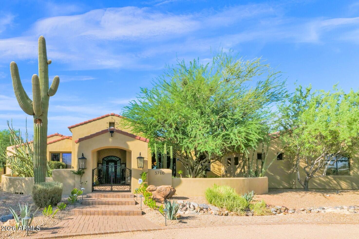 5716 E MILTON Drive