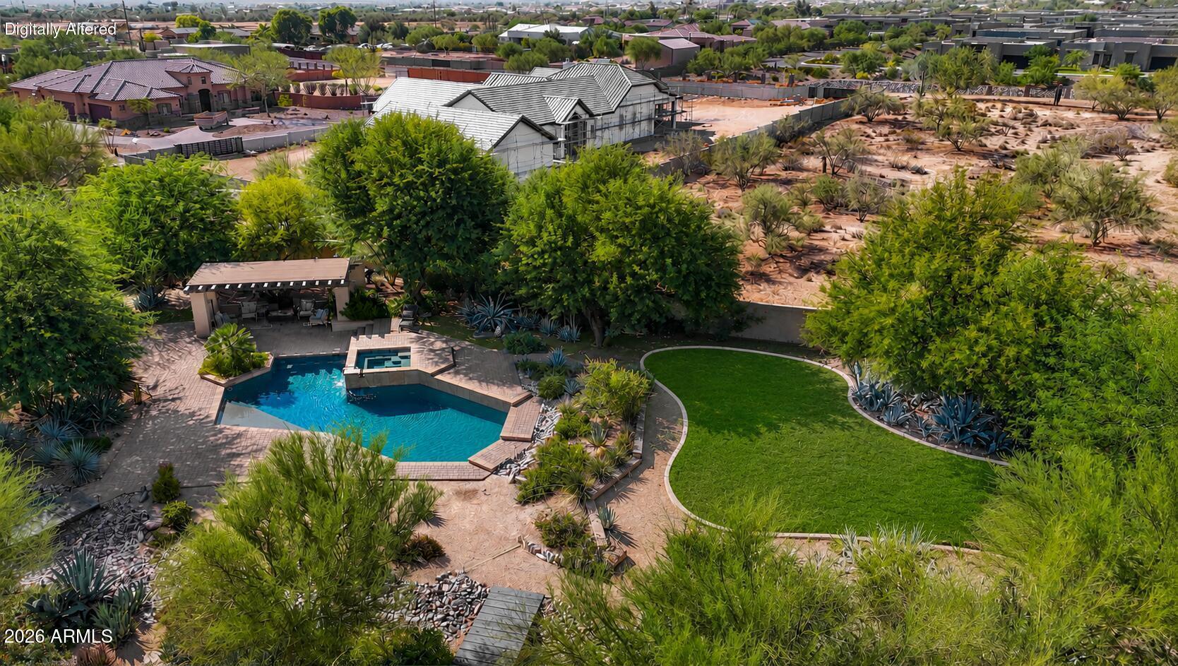 5716 E MILTON Drive