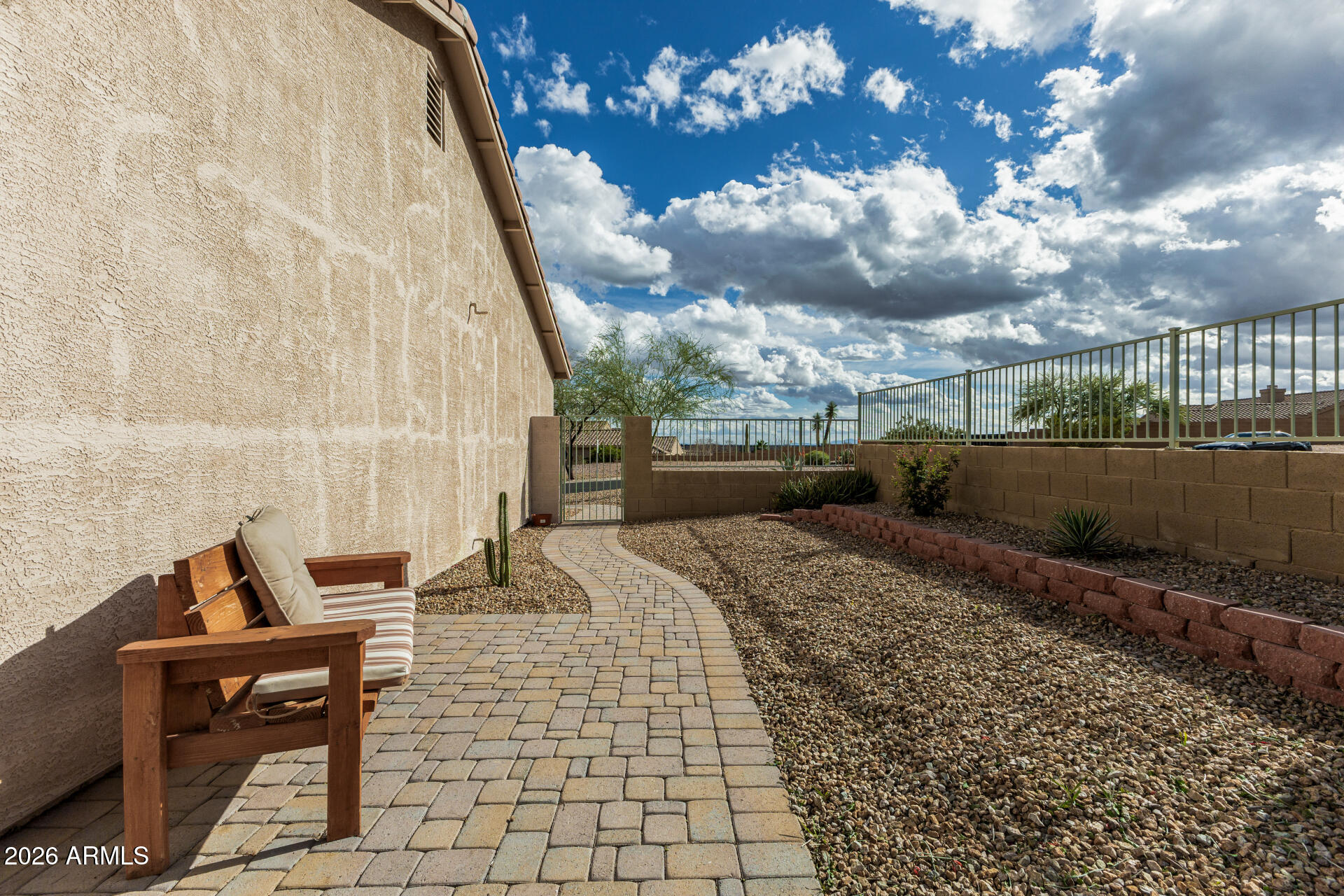 VISTA POINT - Residential