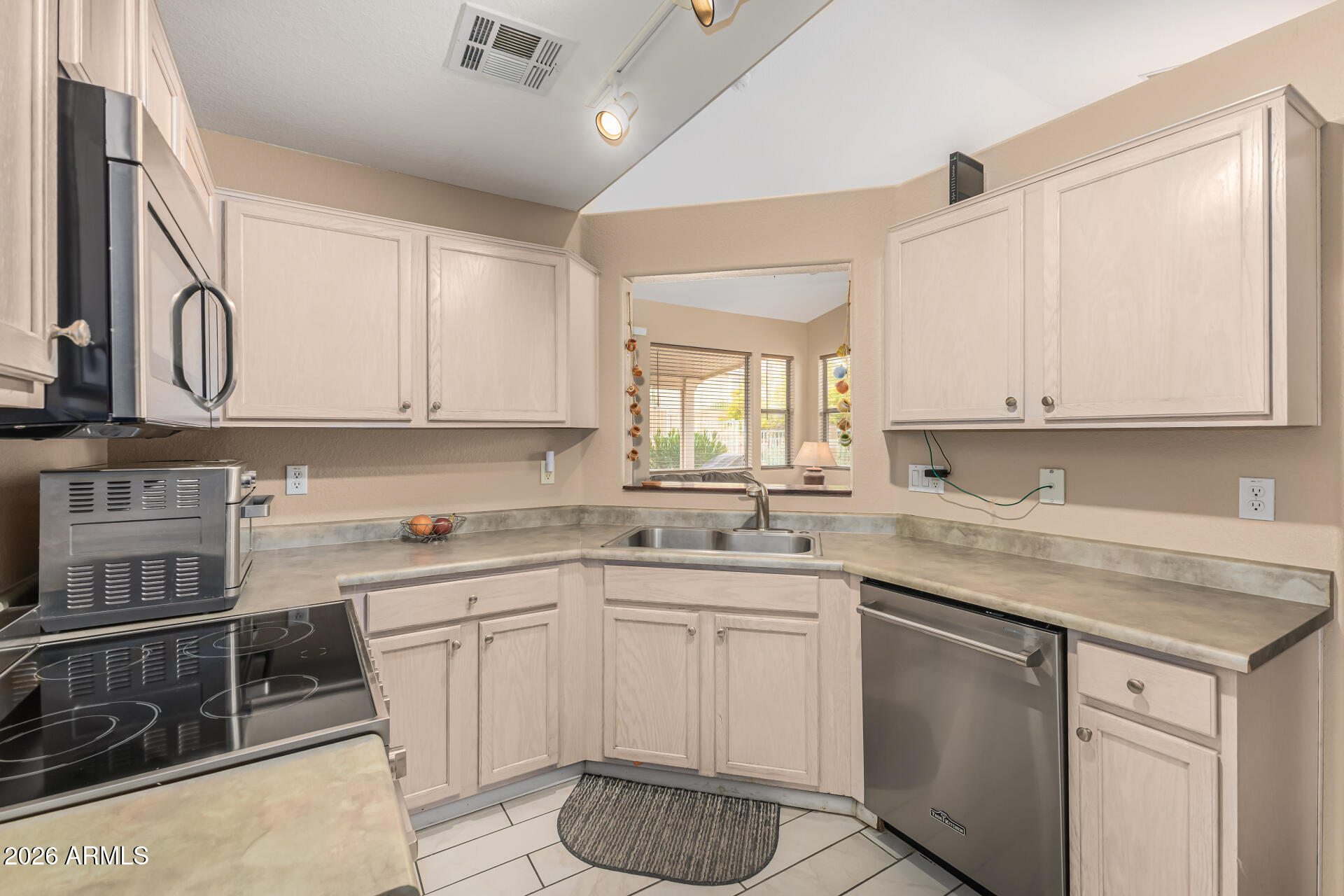 VISTA POINT - Residential