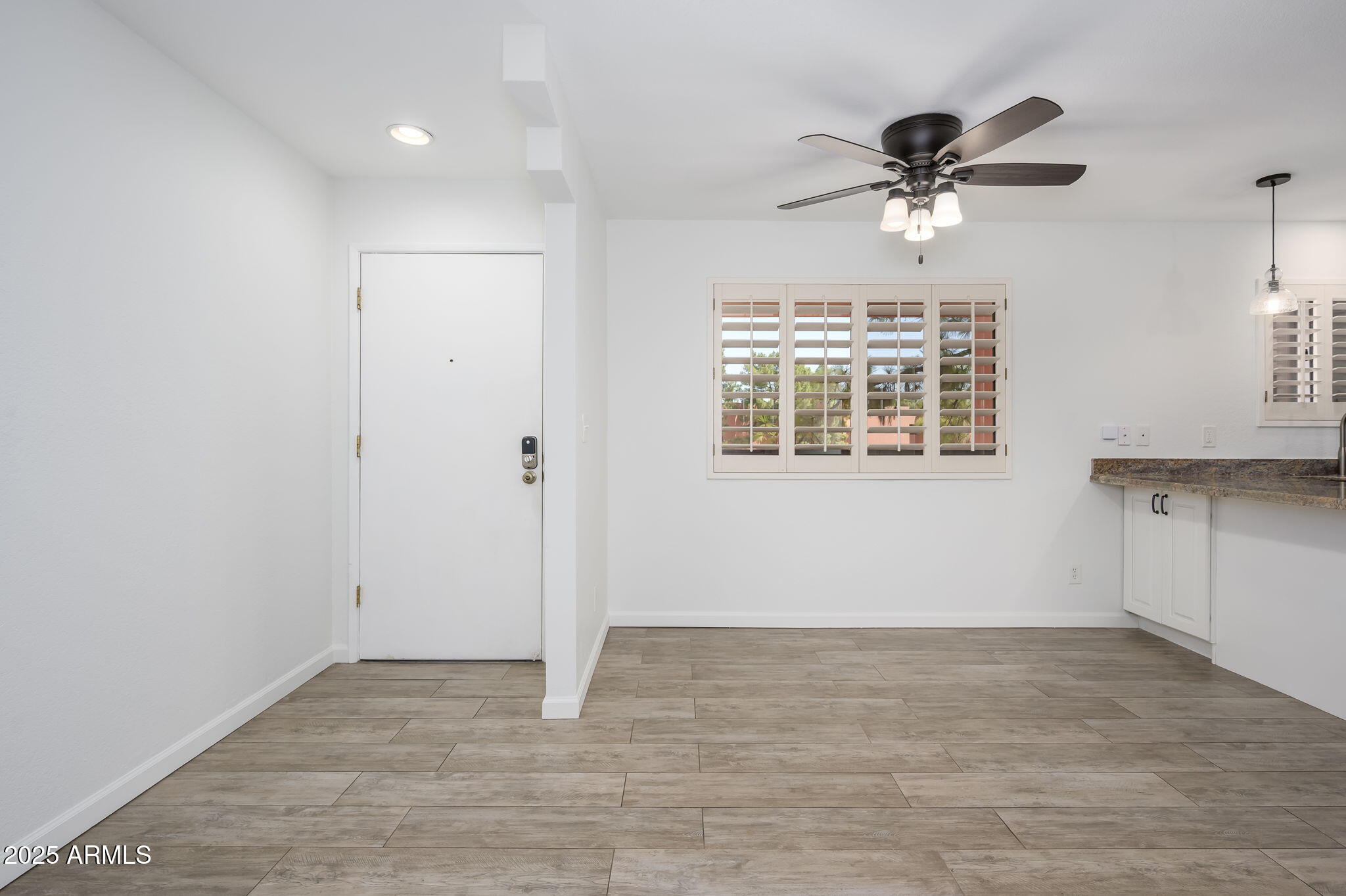 12212 N PARADISE VILLAGE Parkway S 428