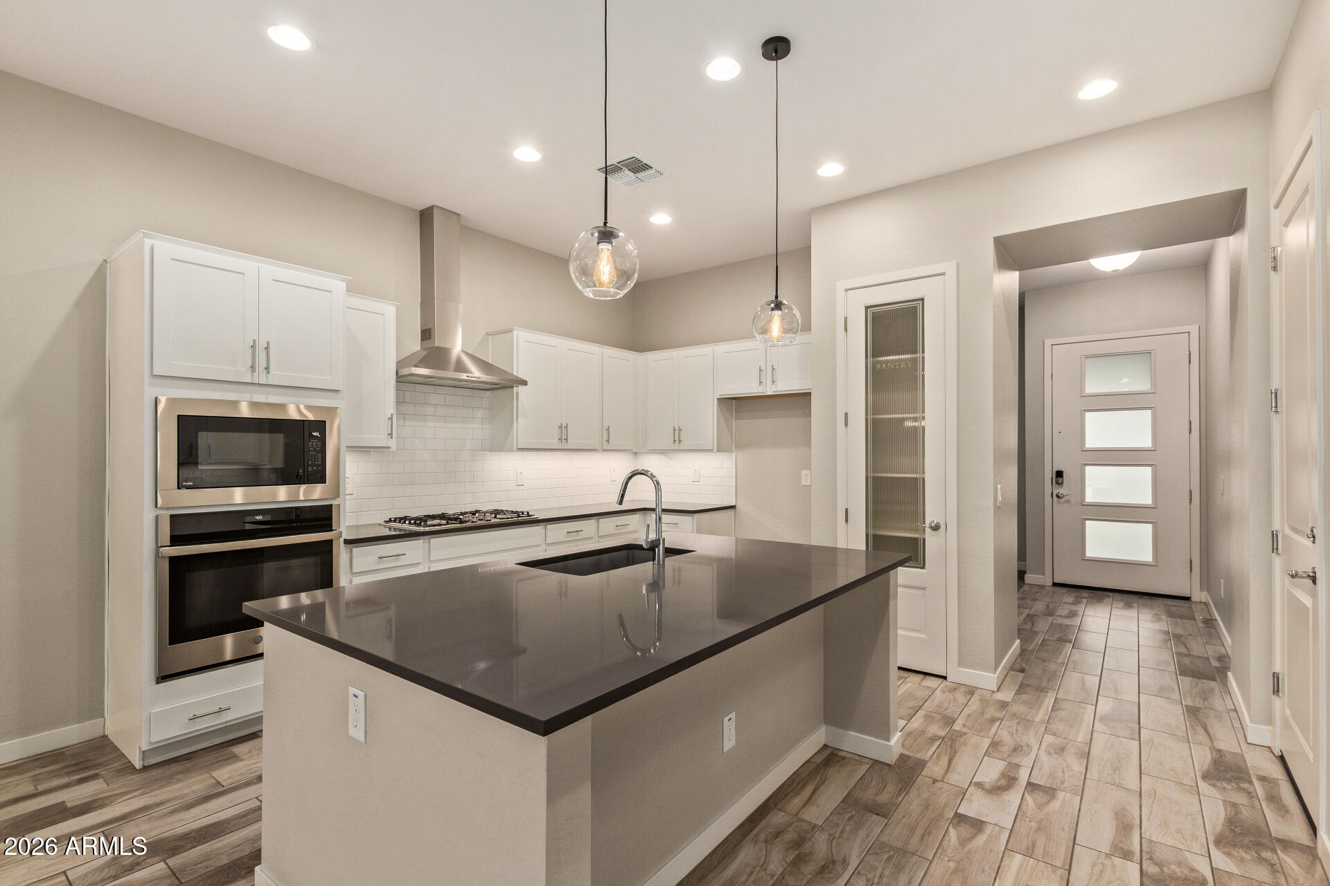 3428 E ARABIAN Drive