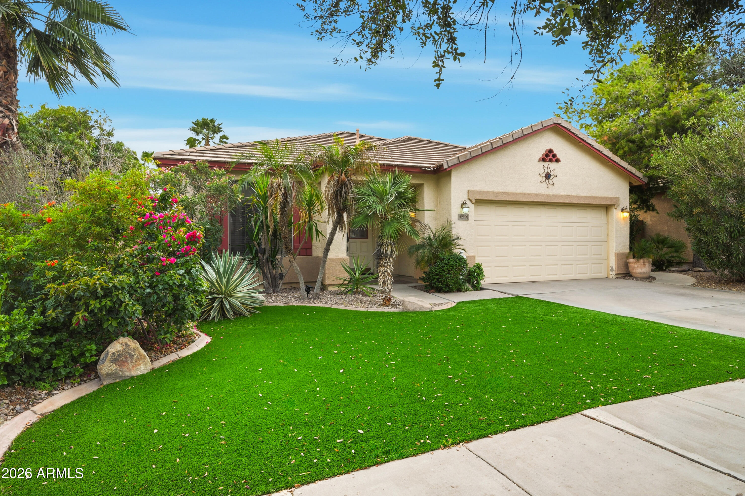 4210 S SPLENDOR Place