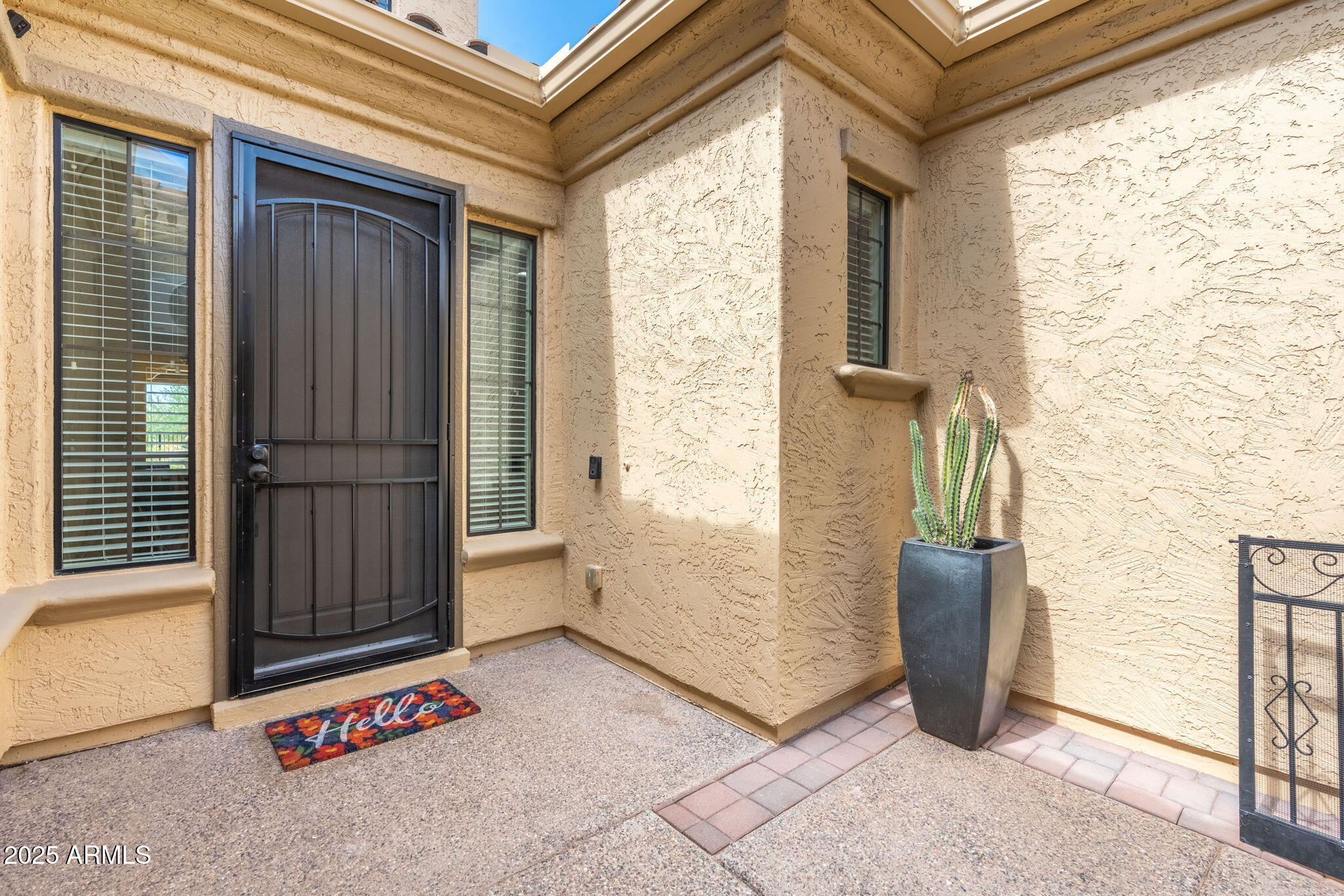 3562 N HOOPER Street