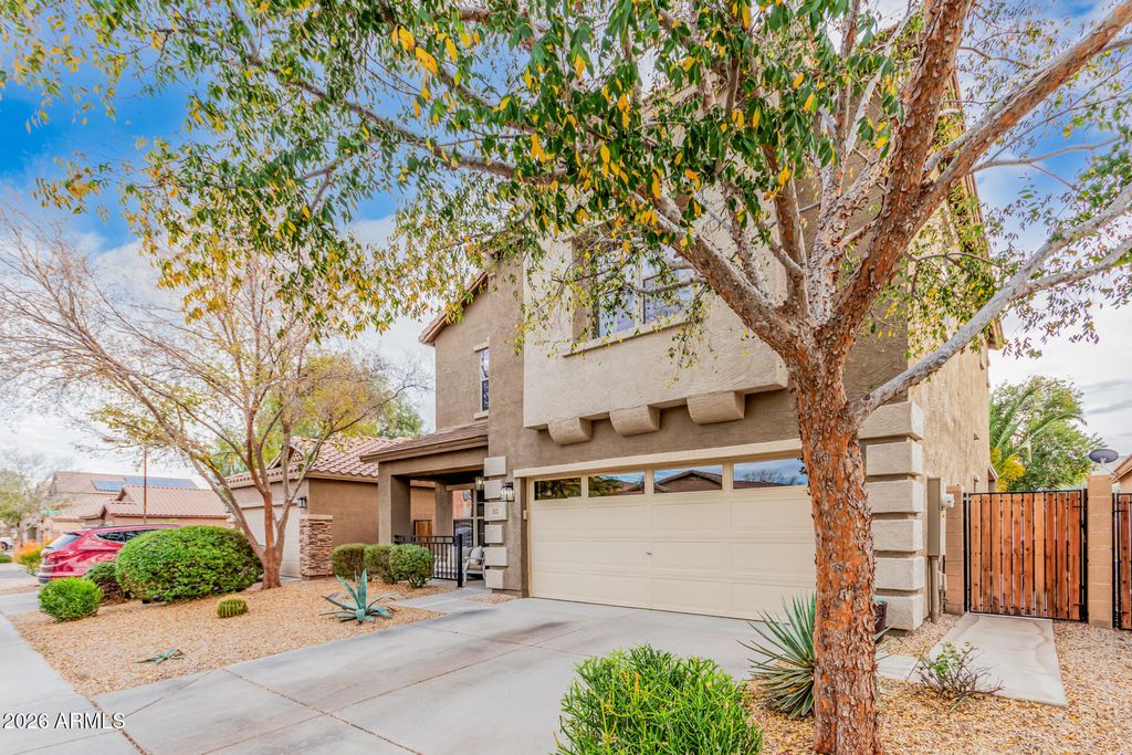 Photo of 113 W Desert Vista Trail, San Tan Valley, AZ 85143 (MLS # 6971815)