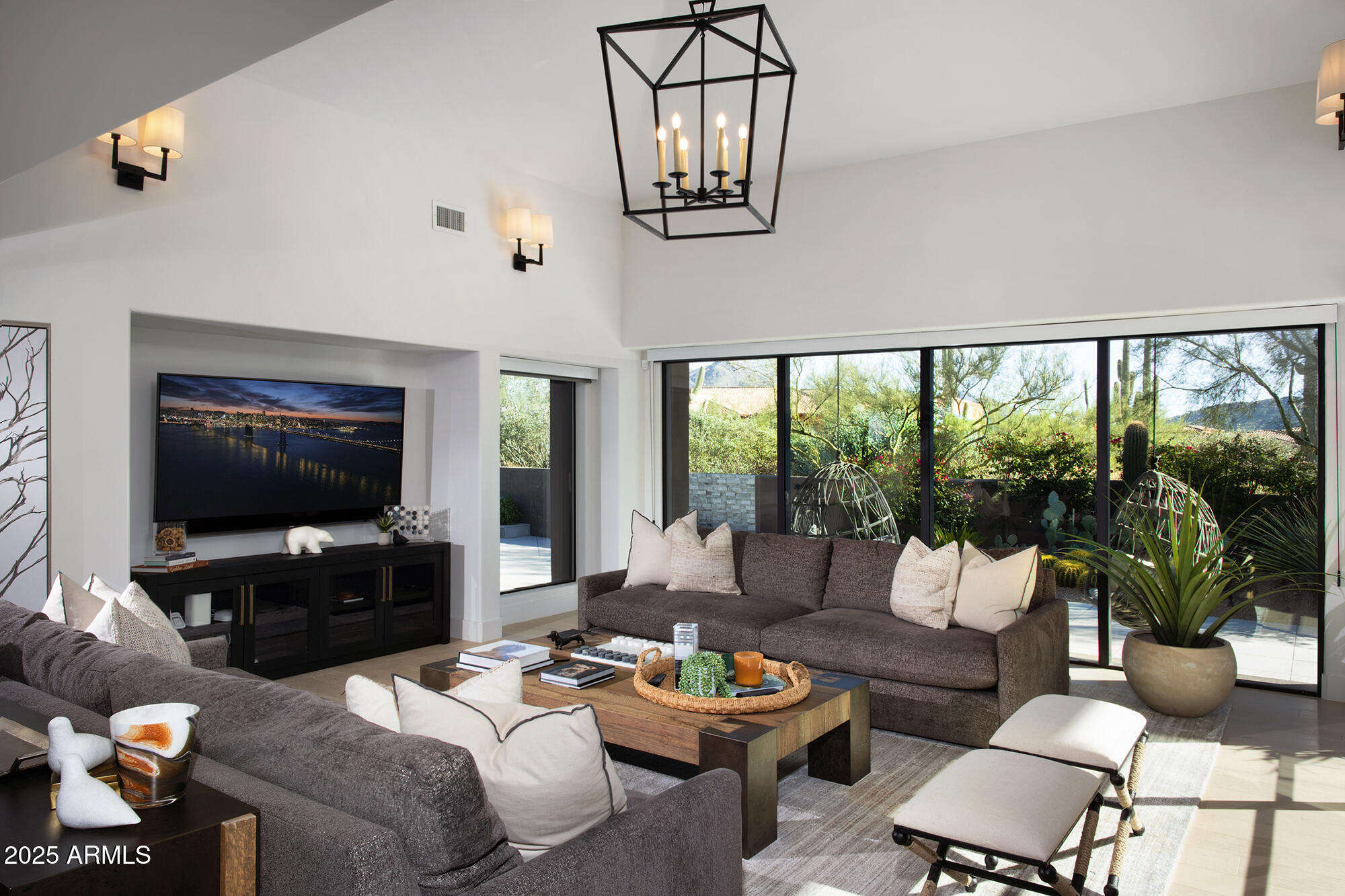 10040 E HAPPY VALLEY Road 626