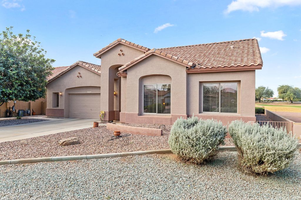 Photo of 4906 S Verbena Avenue, Gilbert, AZ 85298 (MLS # 6968362)