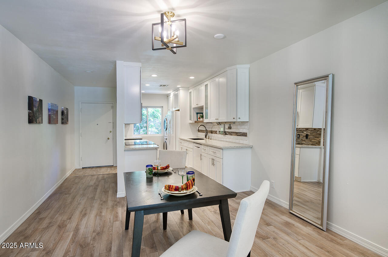 Phoenix, Arizona 85013, United States, 2 Bedrooms Bedrooms, ,2 BathroomsBathrooms,Residential,Active,152416