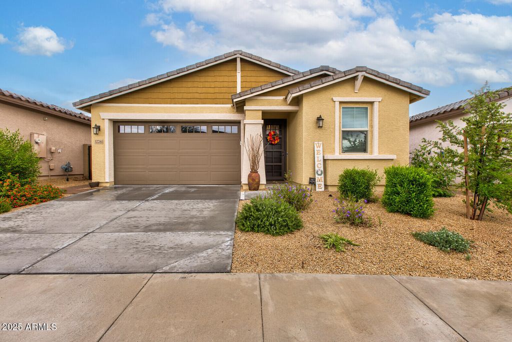 Photo of 32261 N 21st Drive, Phoenix, AZ 85085 (MLS # 6933641)